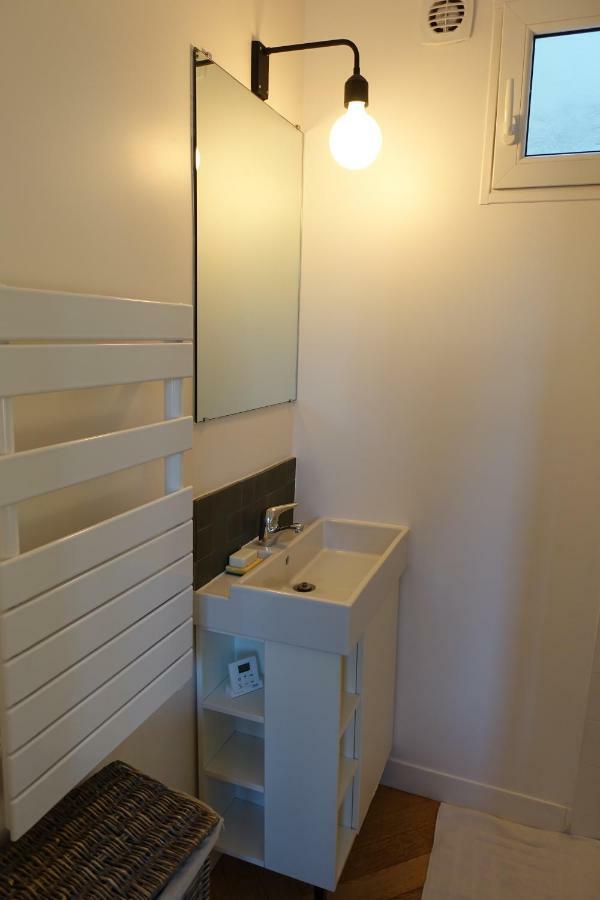 Sunny And Quiet Apartment Paris Bagian luar foto